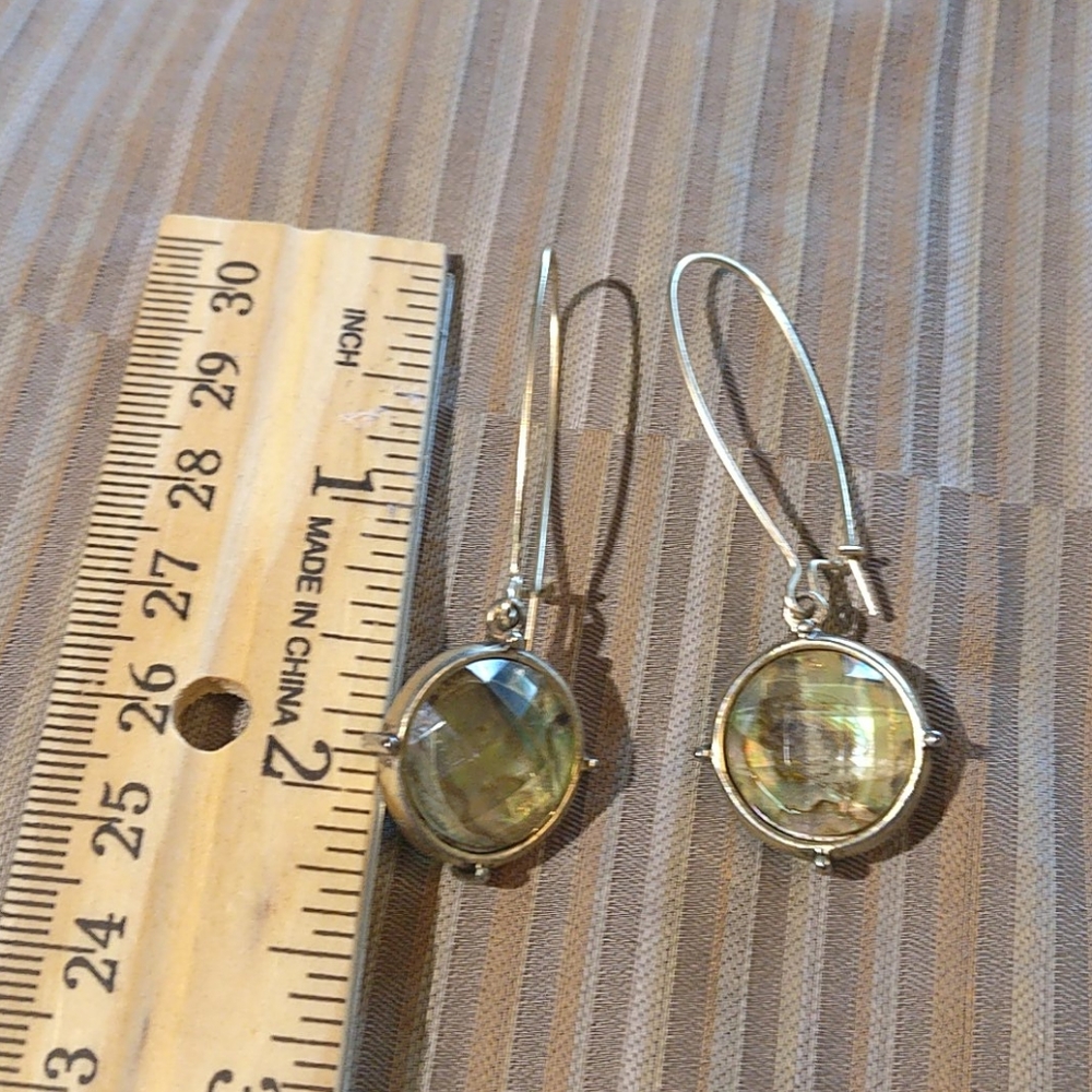 Earings